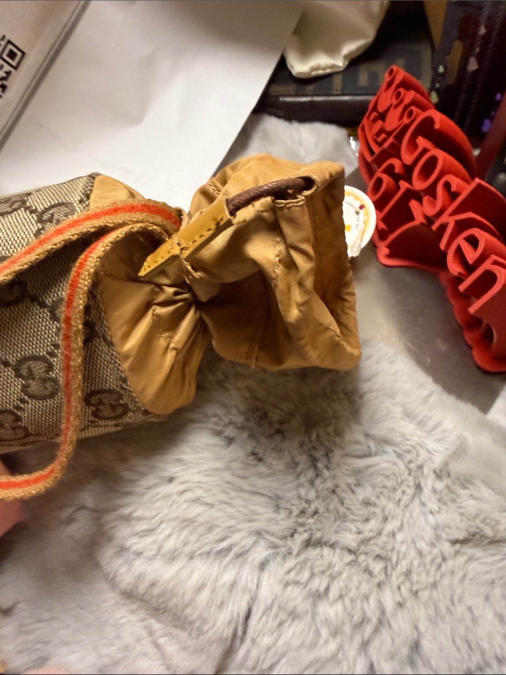Gucci Beige GG Monogram Drawstring Mini Water Bottle Bag with Tan Trim - Picture 5 of 15